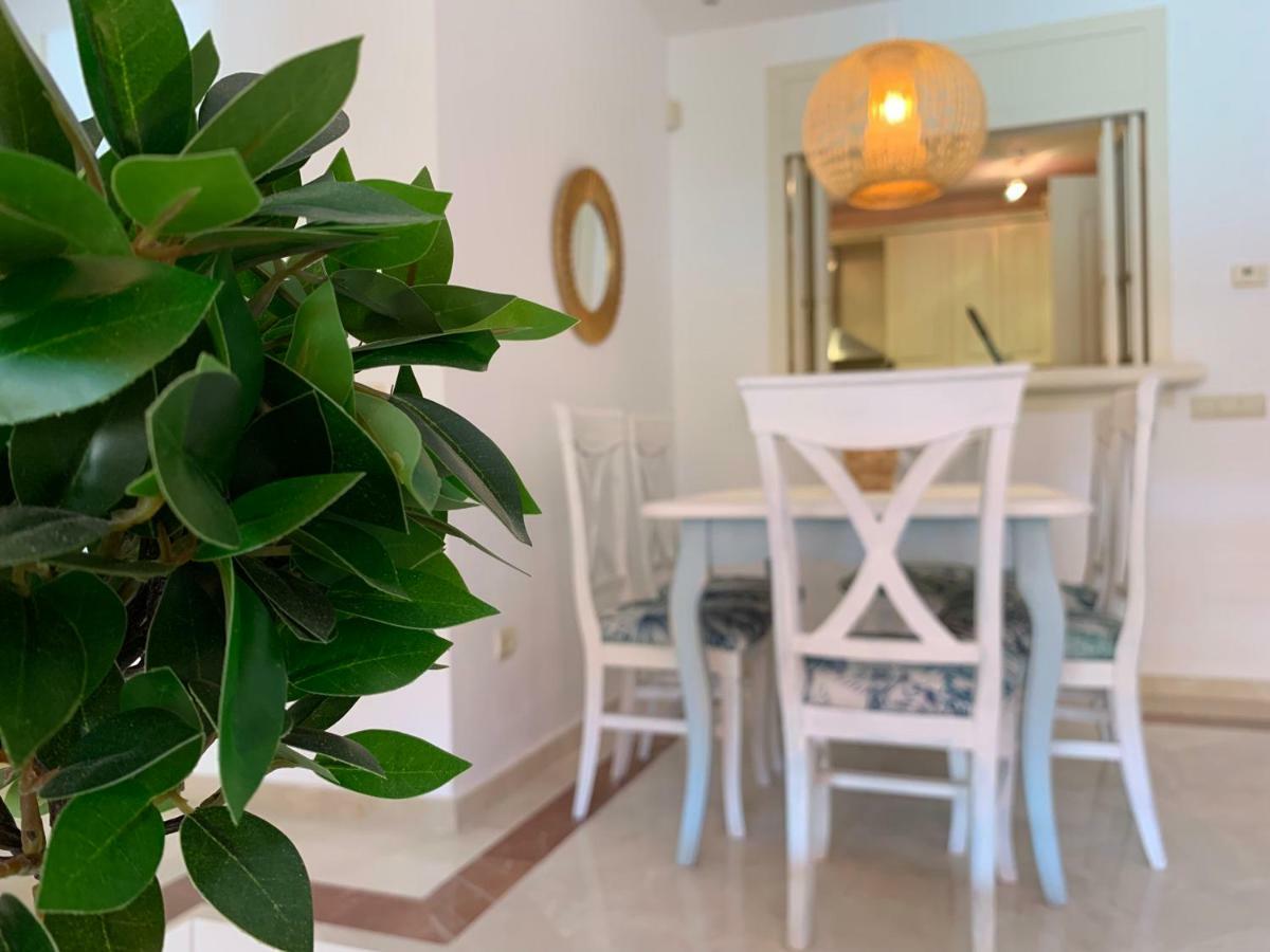 Beachside Apartment In Marbella Kültér fotó
