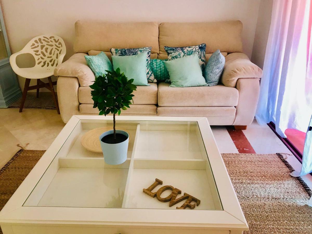 Beachside Apartment In Marbella Kültér fotó