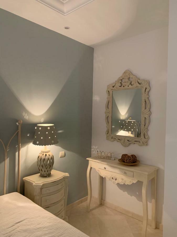 Beachside Apartment In Marbella Kültér fotó